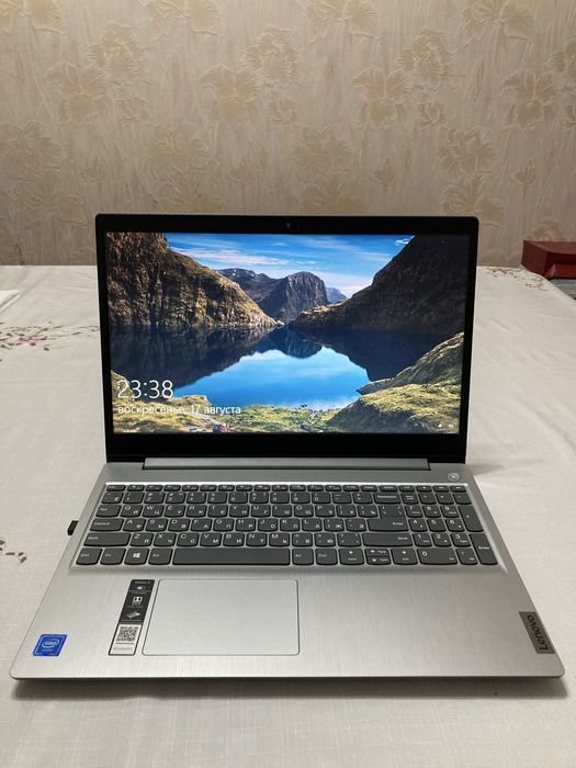 LENOVO IdeaPad 3 intel celeron N4120