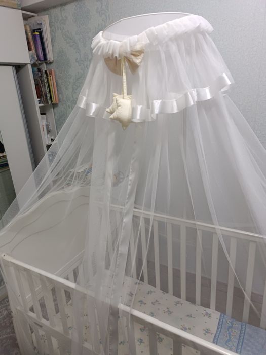 Детская кроватка, дубайский вариант