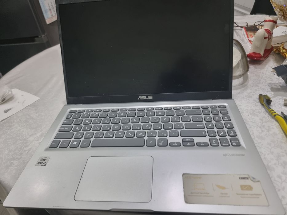 Ноутбук asus F515J i3 10