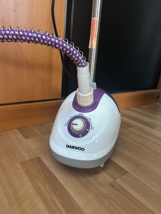 Fier de calcat cu abur Daewoo