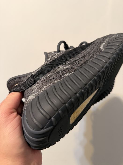Yeezy Boost 350 V2 “MX Dark Salt” 43 1/3 originali din Sua
