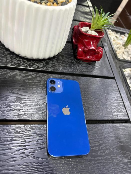 iPhone 12 mini 64 GB