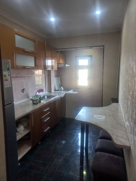 Сдается в аренду 4-х комнатная квартира с отдельным гардеробом