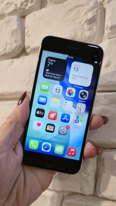 Iphone SE 2020 като нов