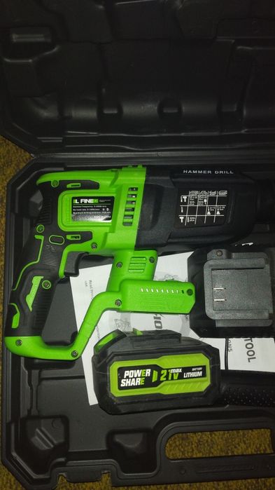 Продам перфоратор новый аккумуляторный