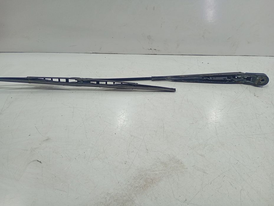 Brat stergator parbriz dreapta Dacia Logan 1 (2004 - 2008) 1.5 dci K9K792