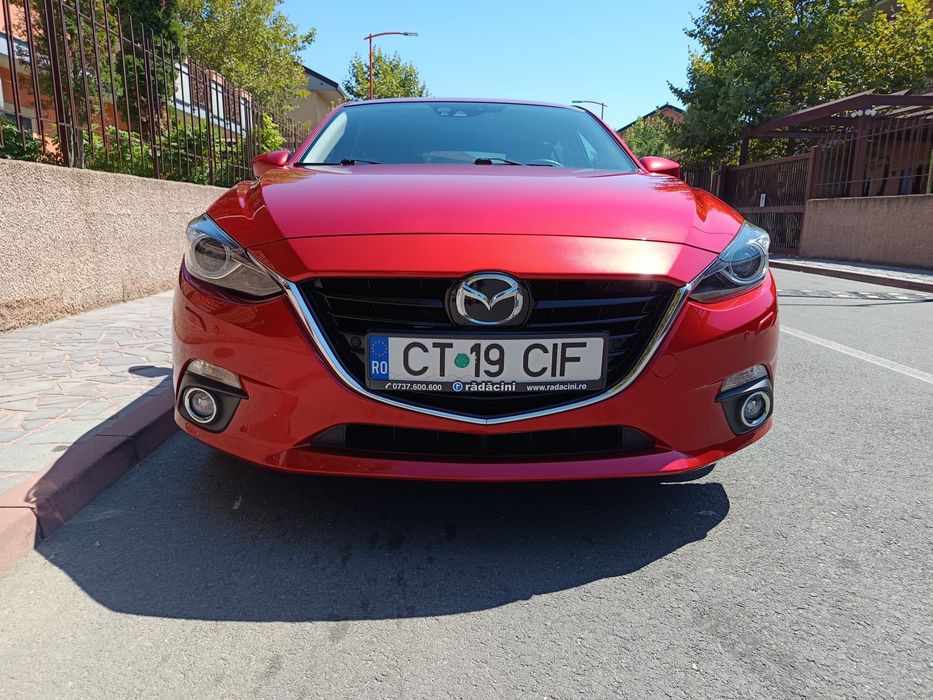 Proprietar ,vand  mazda 3