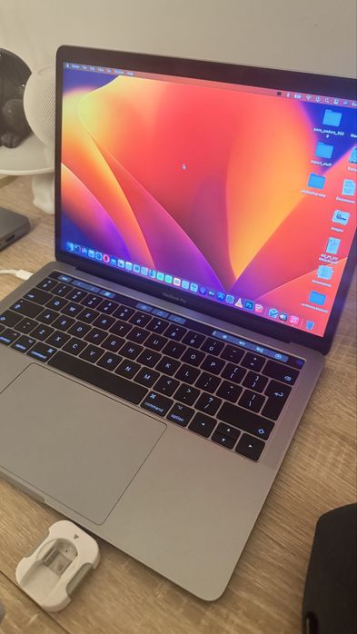 MacBook Pro 13” 2017 i5 /8GB RAM/256GB/4x Thunderbolt/stare impecabila