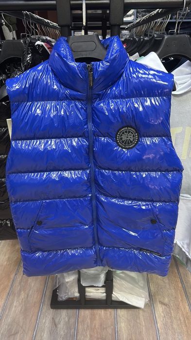 Елеци Canada Goose