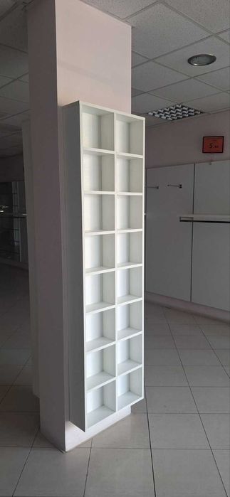 Офис мебели и оборудване