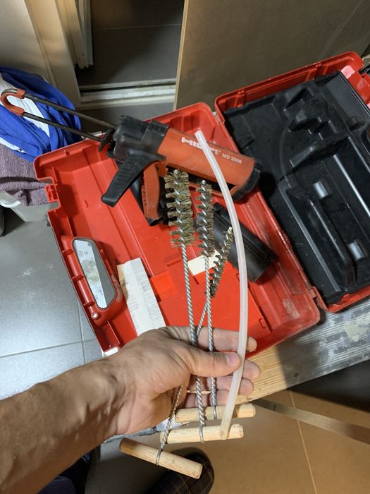 Pistol manual Hilti