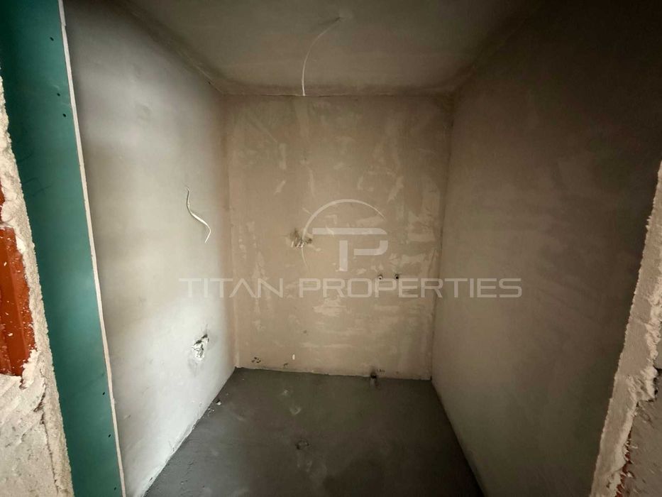 Продава се Едностаен апартамент в Пловдив, Тракия - 67 кв.м за 971 €/кв.м - Снимка #3