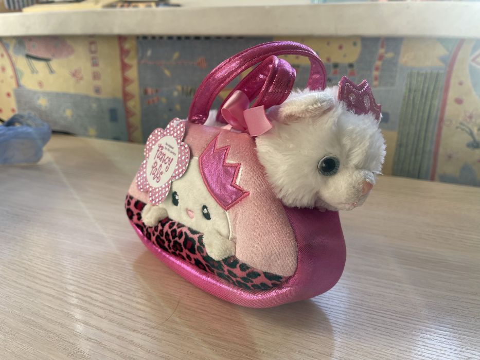 Детская сумочка с игрушкой