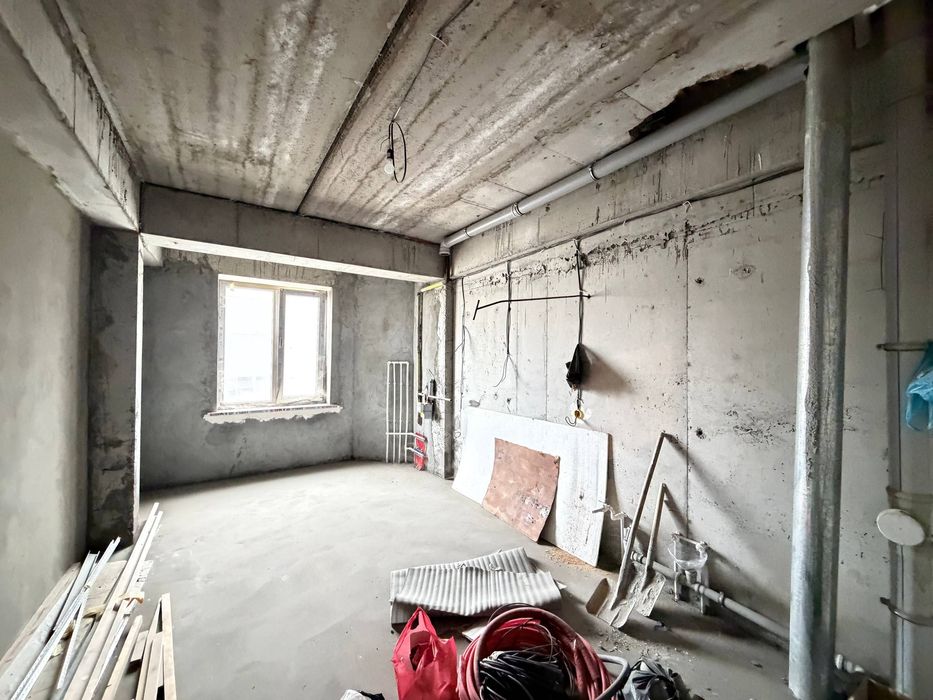 Airport House Продается 3 комнатная квартира коробка ул.Бабура