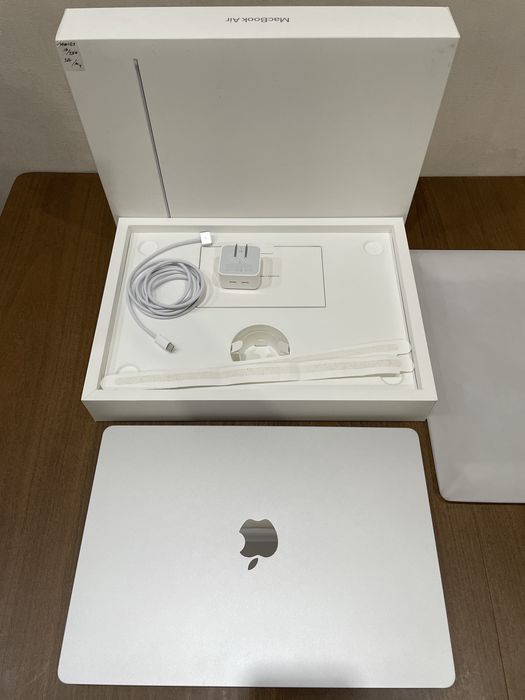 MacBook Air 15 2025