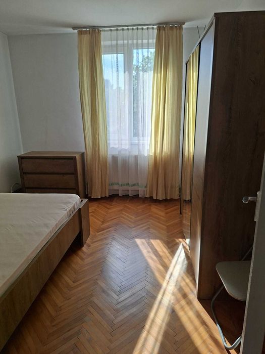 Apartament de închiriat