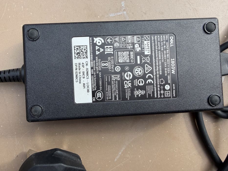 Docking station Dell WD22TB4 Thunderbolt 4 - alimentator inclus