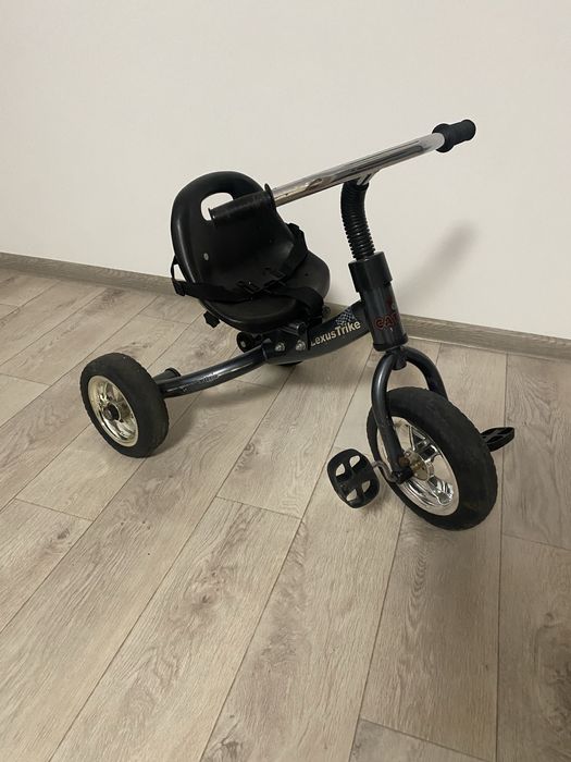 Детский велосипед .