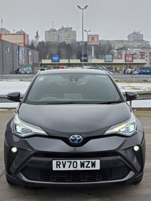 Toyota C-HR 2020 hybrid facelift full led CVT full option