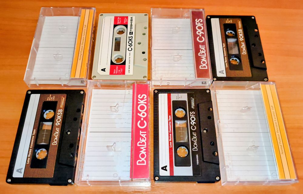 10-Аудиокассет Sony & Toshiba