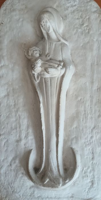 Sculptura veche Fecioara cu pruncul, 1944, Germania