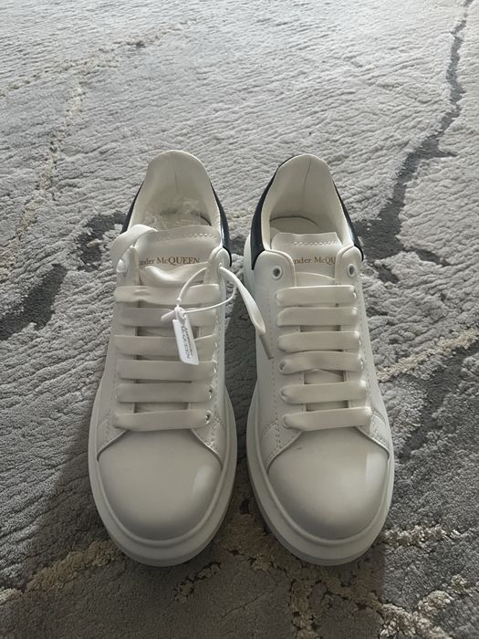 Alexander Mcqueen simple