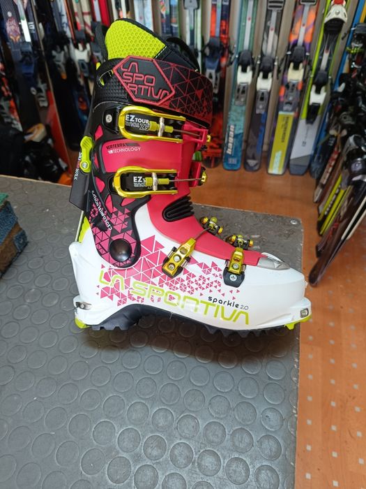 НОВИ Туринг freeride комбинирани  ски обувки по 400 лв.