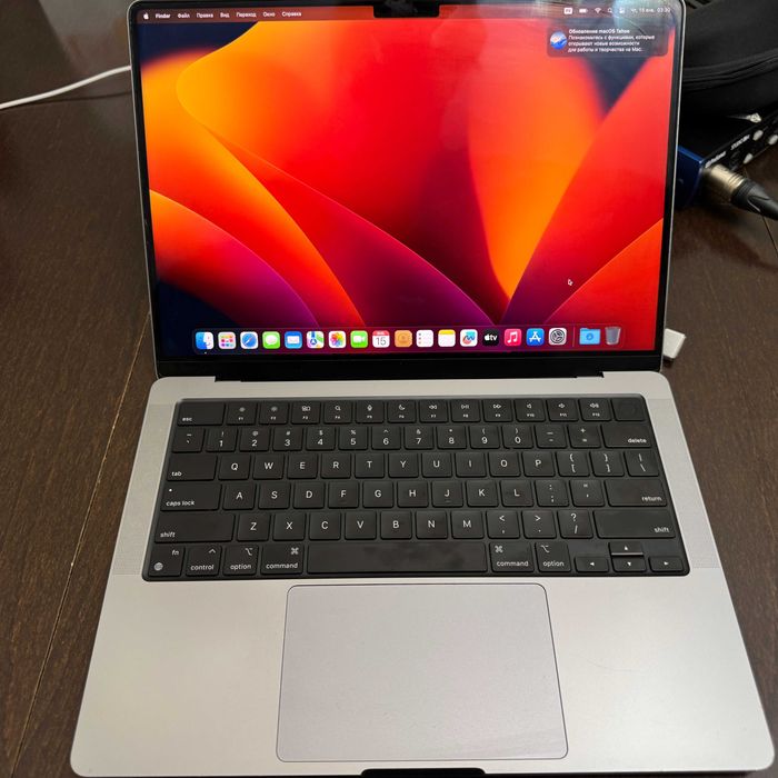 Продаю MacBook Pro на чипе Apple M1 Prо