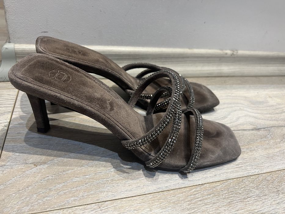 токчета Massimo Dutti