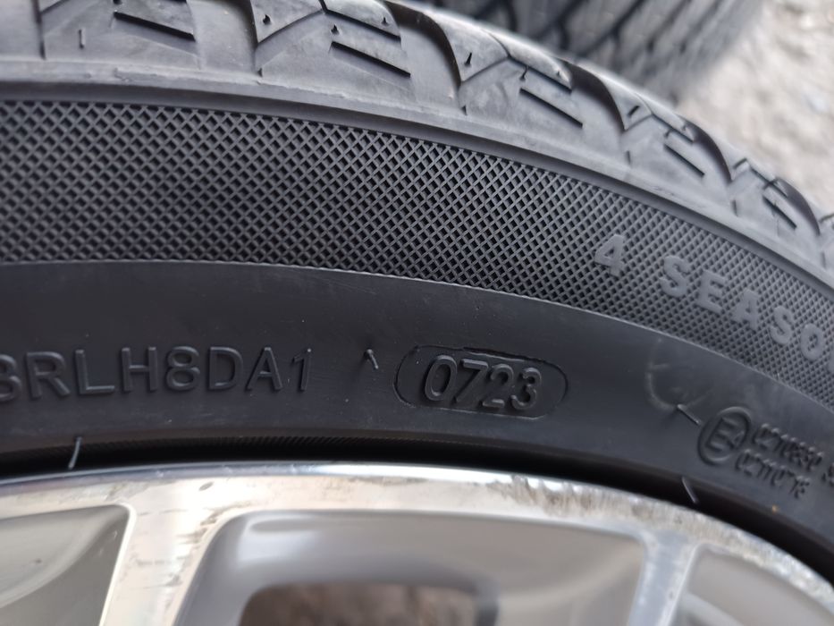 19ц.Оригинални джанти с всесезони гуми за Шкода 5х112