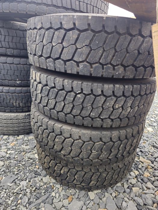 Anvelope 265 70 r19.5 de tracțiune.