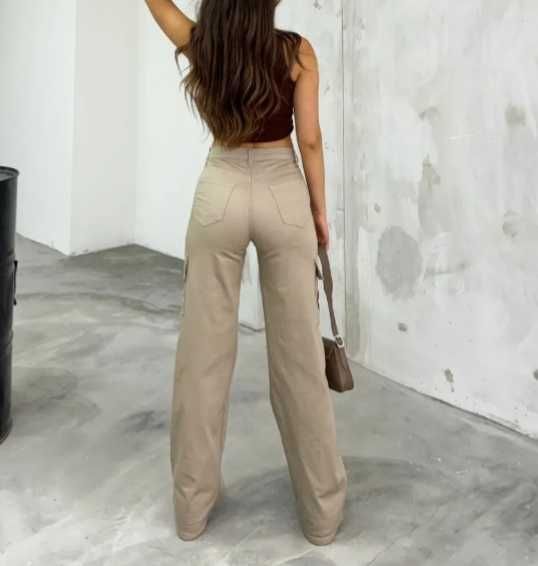 Blugi / Pantaloni cargo de la Bershka, S, M, L, XL