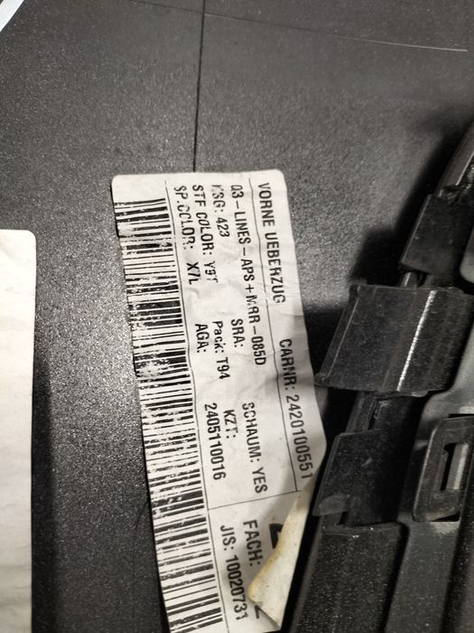 Лява част от предна броня Audi Q3 / Ауди Кю 3 2024г.