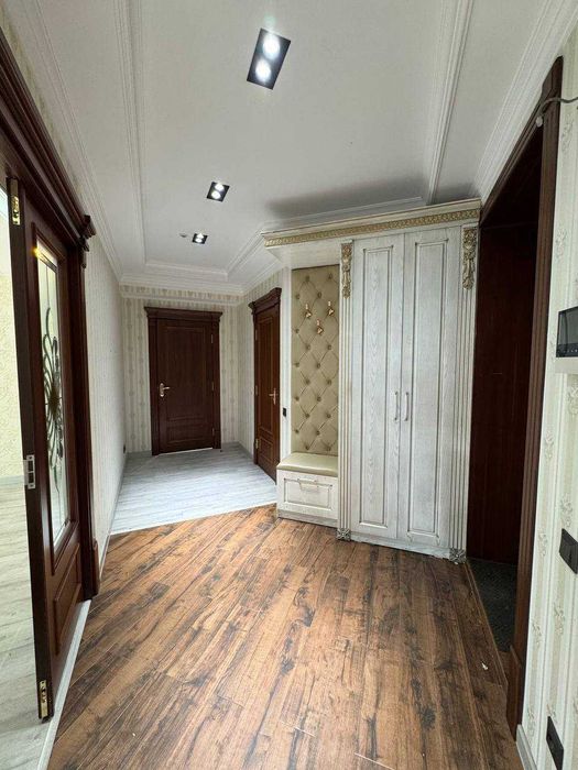 "СРОЧНО‼️ Jangoh 4ком 202м2 Метро Гафур Гулям Жангох Ц 15 АРЗОН‼️