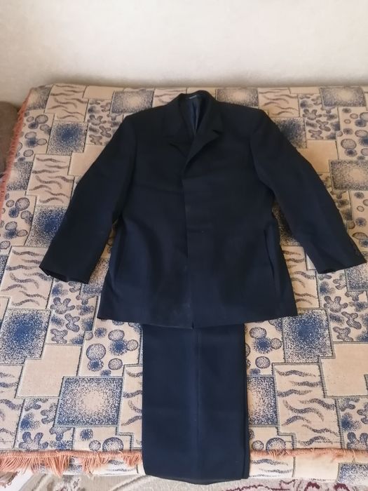 Продам костюм мужской