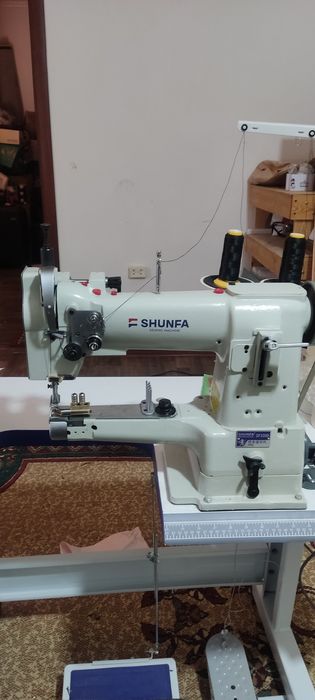 Швейная рукавная машина