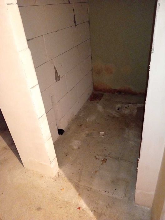 Дава се под наем Склад в Варна, Аспарухово - 17 кв.м за 91.8 € - Снимка #4