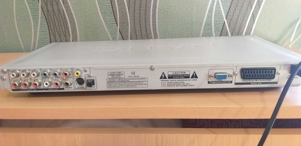 DVD player SANG/ работещо с кабело за захранване
