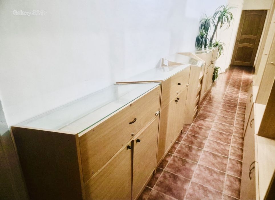 Продам торговое оборудование