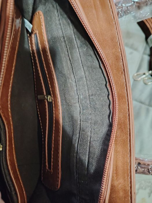 Продаю женскую сумку