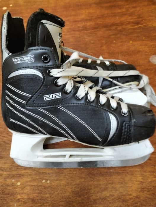 Продам мужские коньки