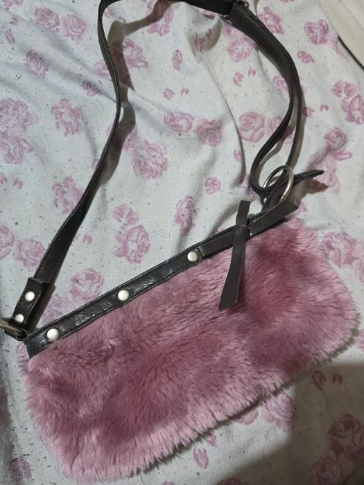 Y2k Розова пухена чанта