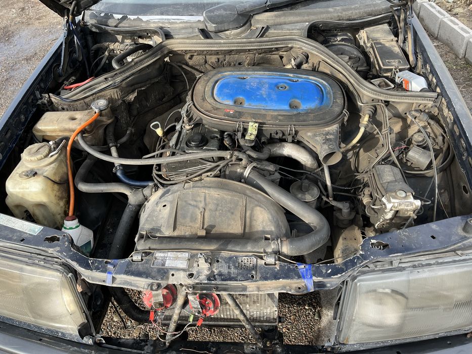 Мерседес бенз 124