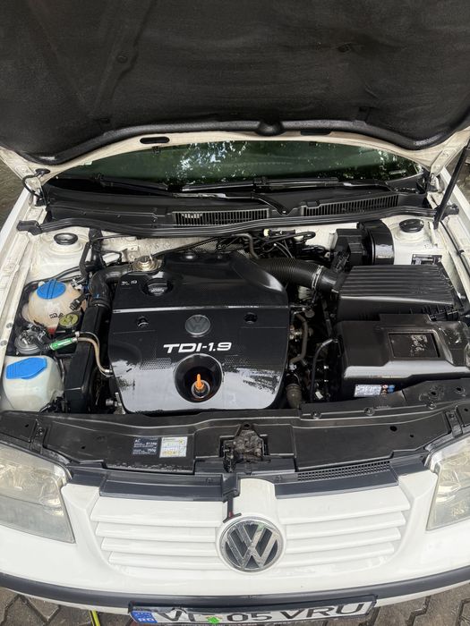 Volkswagen BORA 1.9 TDI ALH Unic Proprietar de NOUA - SCHIMB cu Retro