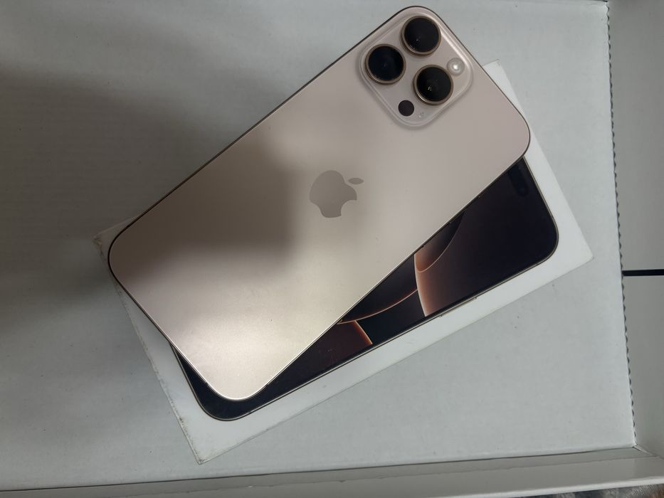 Продам 16 про макс 256 gb