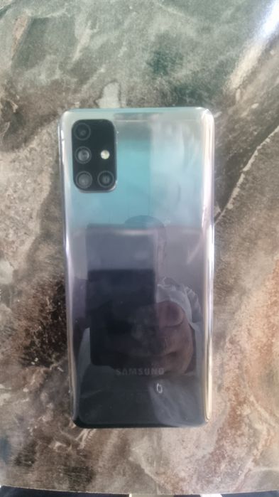 Samsung M31s  biz despliya