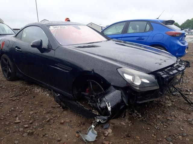 Dezmembrez Mercedes-Benz SLK-Class R172