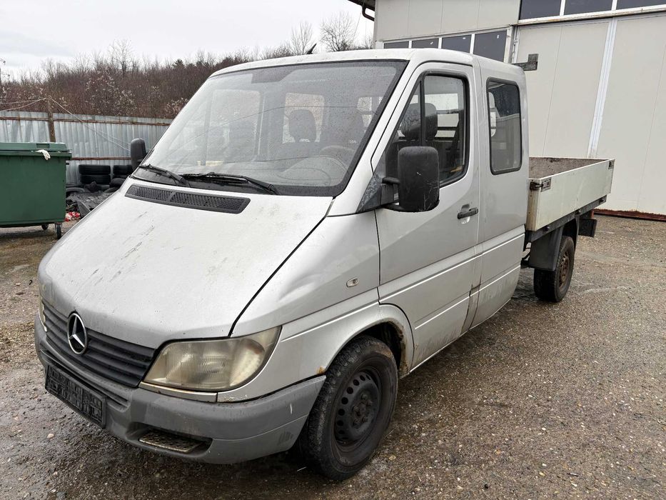 Chiuloasa Vibrochen Bloc motor Piston Baie Mercedes SPRINTER 313 DOKA
