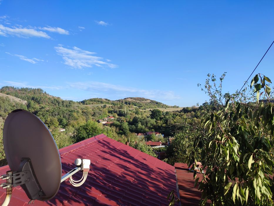 Дава се под наем Къща в с. Стражница, Област Кърджали - 140 кв.м за 316.2 € - Снимка #6