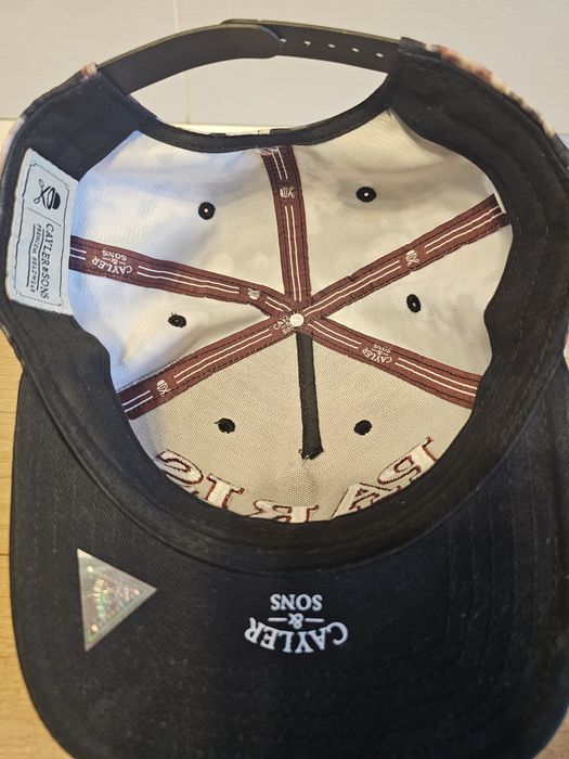 Sapca Cayler & Sons Paris Fuckin' Cité Snapback Floral Digi Camo
